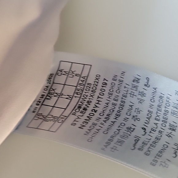 Guess jean jacket - Picture 4 of 4